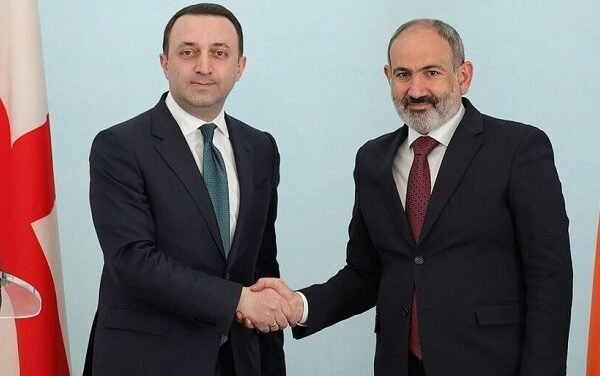 Pashinyan and Garibashvili Discuss Economic Cooperation and Regional Issues