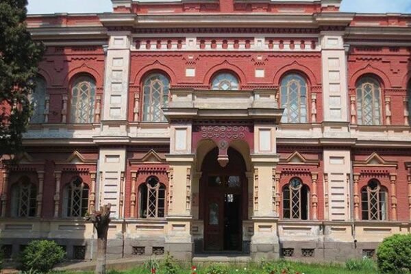 state silk museum exhibition photography