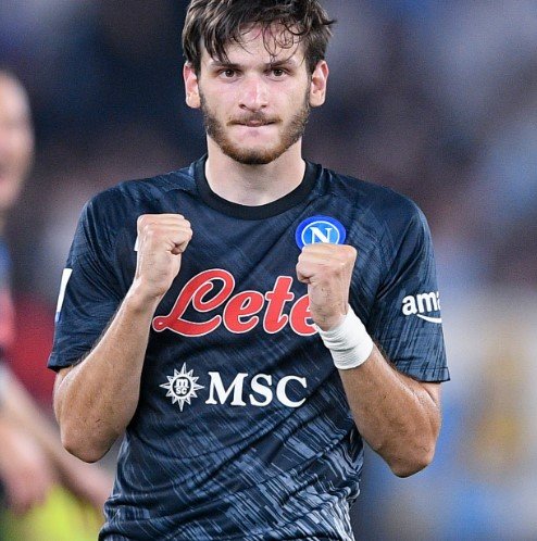 liverpool barcelona transfer race khvicha kvaratskhelia
