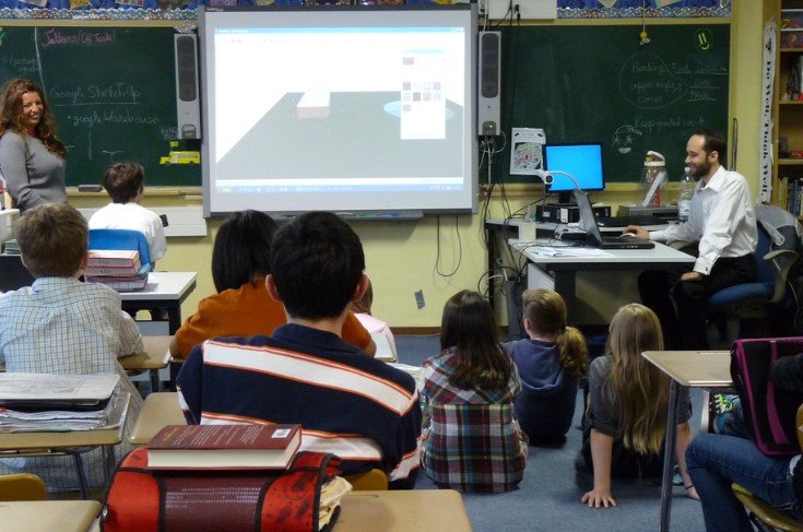 substitute teacher raises concerns about school facilities