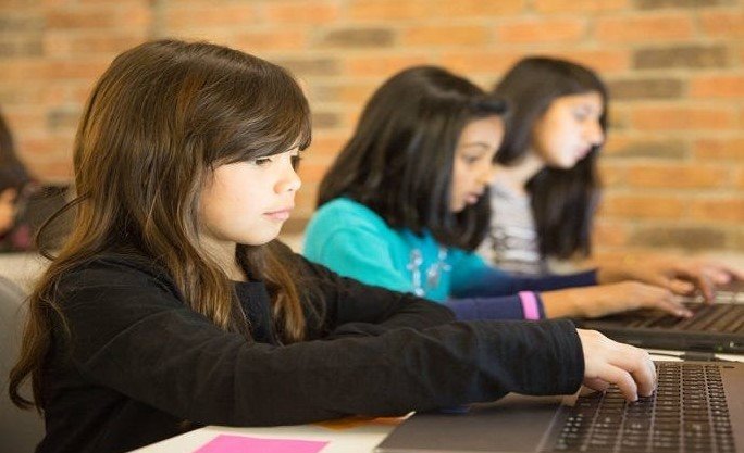 virtual learning support for at-risk students