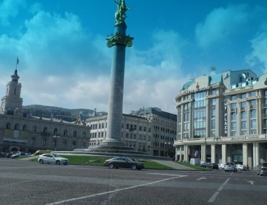 tbilisi-freedom-square-traffic