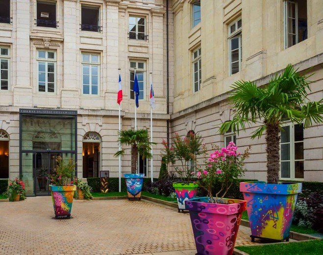 Macon hotel