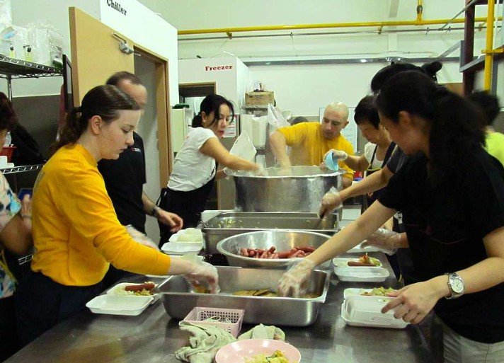 Georgia Tech food pantry project students