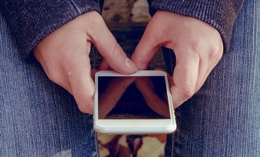 MobiKwik IPO stock listing