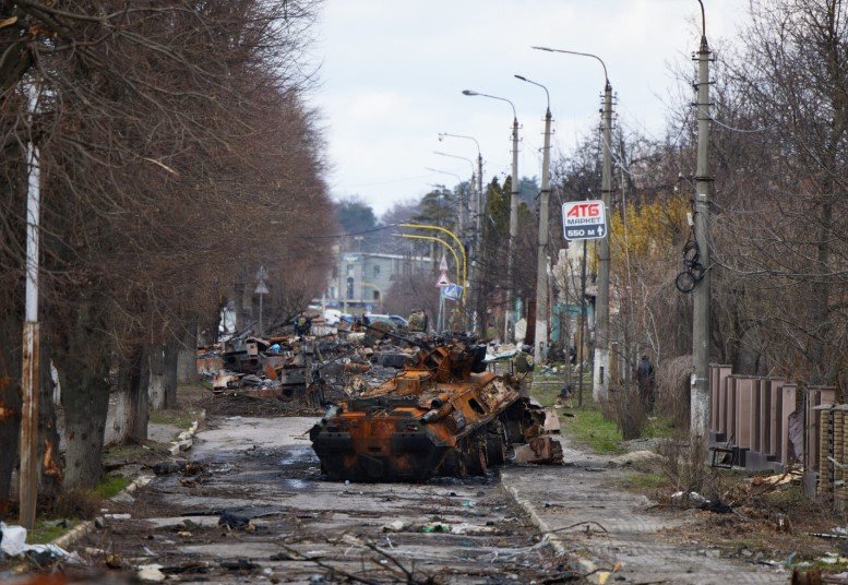 Russia-Ukraine conflict military tanks Donetsk