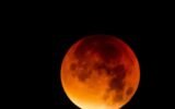 total-lunar-eclipse-red-moon-sky