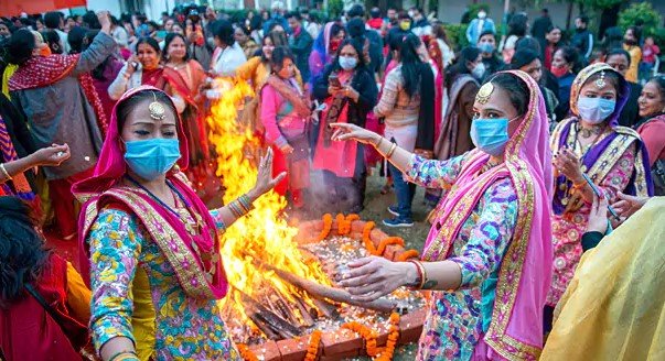Baghpat religious festival platform collapse