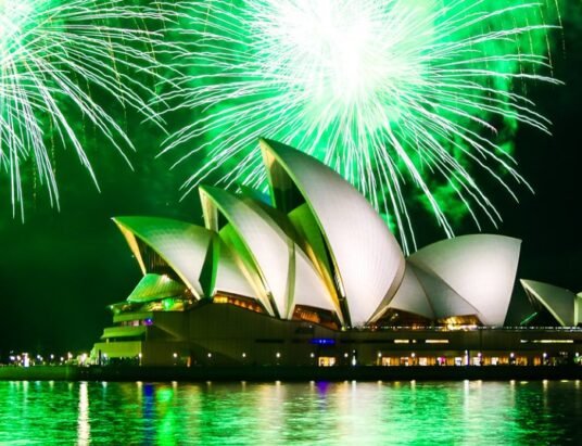 Fireworks Sydney Opera House New Year