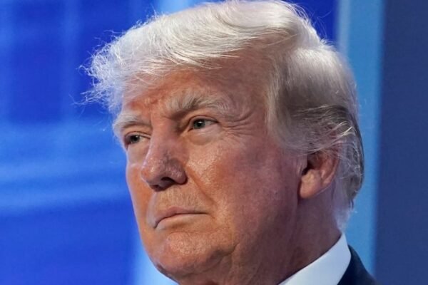 Trump pardons Georgia defendants