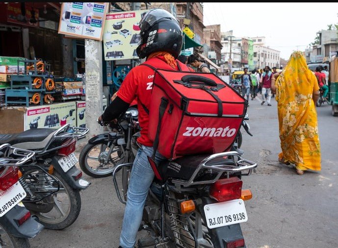 Zomato share price rise