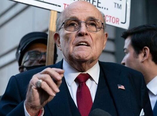 rudy-giuliani-new-york-courthouse