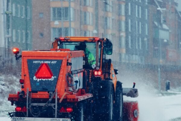 winter storm Charleston snowplow