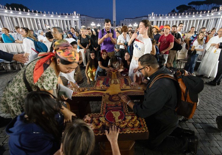 Candlelight vigil at St. Peter’s Square