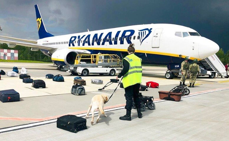 EU sanctions aviation restrictions