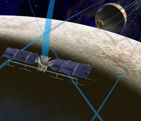 Europa Clipper spacecraft image