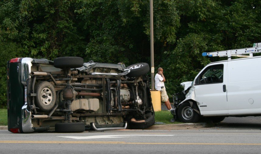 Ford F250 rollover crash