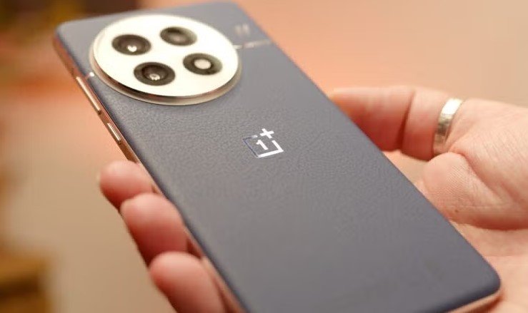 OnePlus 13 smartphone