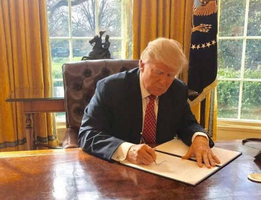 Trump Oval Office executive order signing