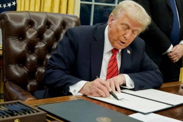 Trump signs tariffs