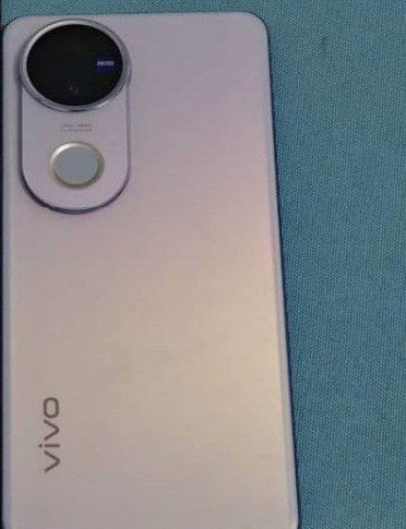 Vivo V50 smartphone Rose