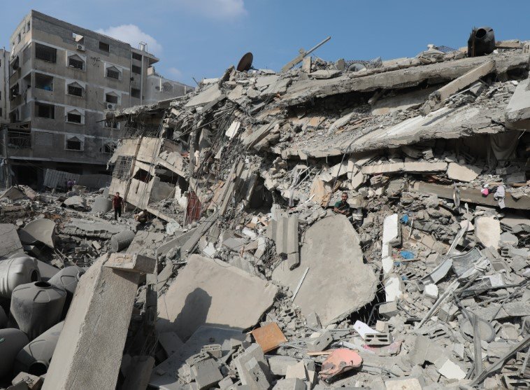 Gaza hospital airstrike destruction