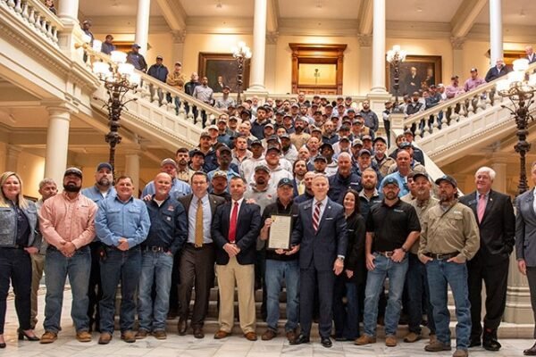 Georgia Power lineworkers at State Capitol