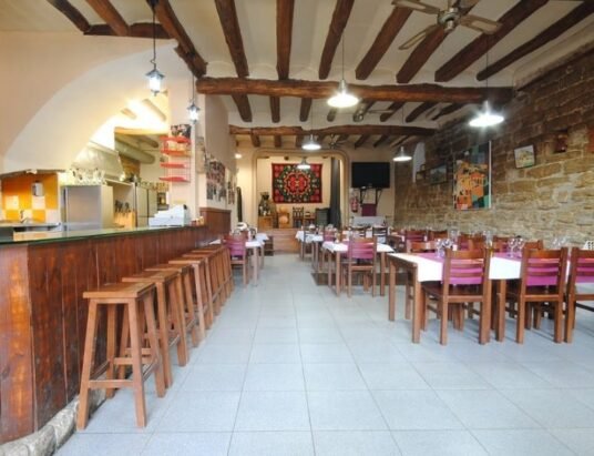 Georgia fine dining restaurant interior