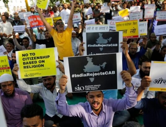 Mumbai political protest violence