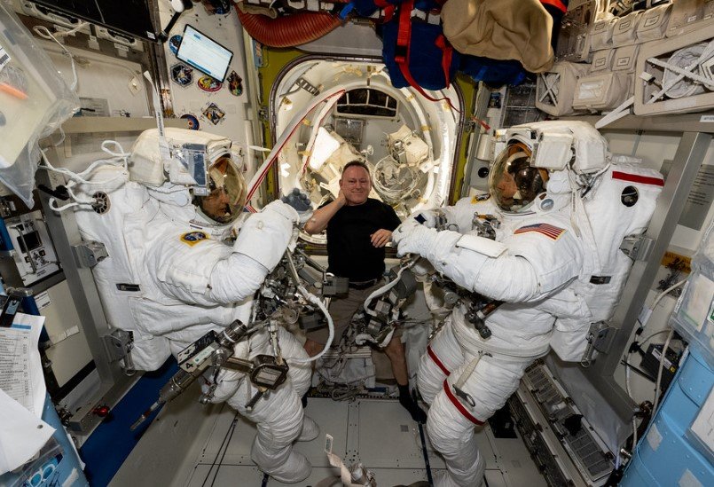 NASA astronauts International Space Station