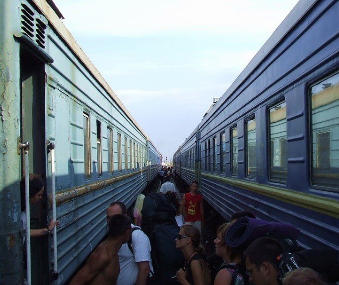 Ukraine railway station crowd