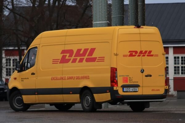 DHL global shipments