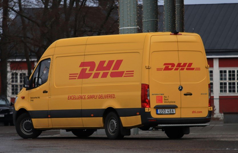 DHL global shipments