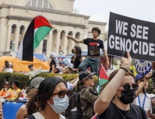 Harvard University freeze funding