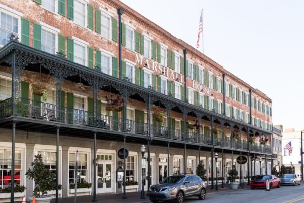 My Place Hotel Savannah Airport exterior