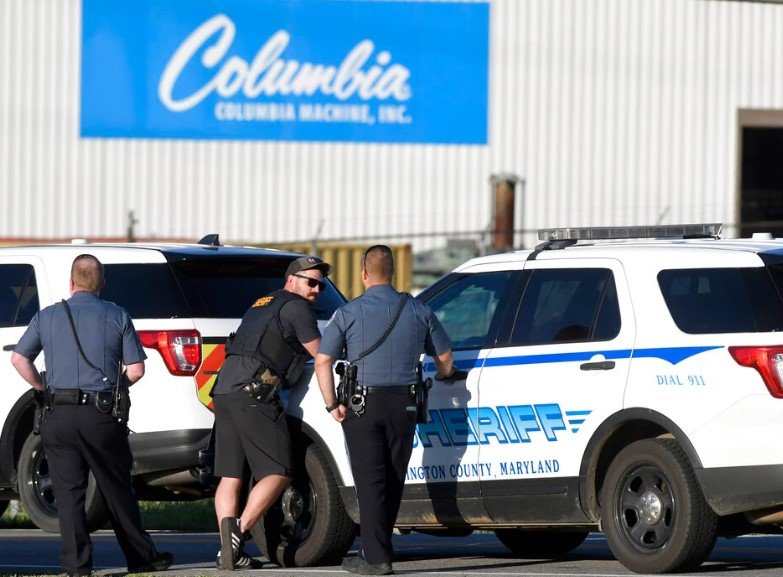 columbia county sheriff police car shooting