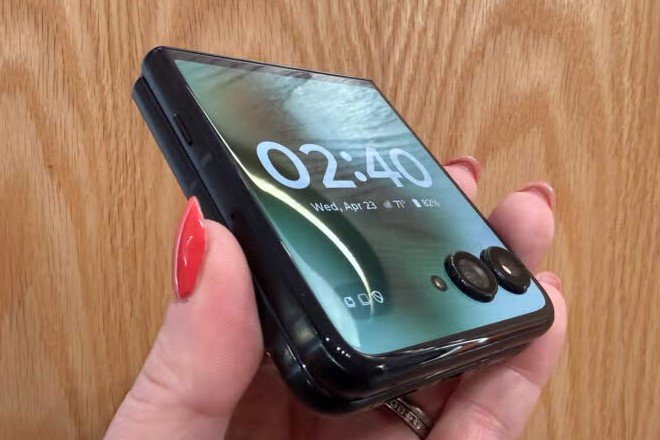 Motorola Razr Ultra