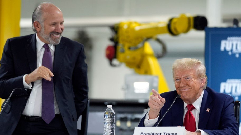 Howard Lutnick and Donald Trump
