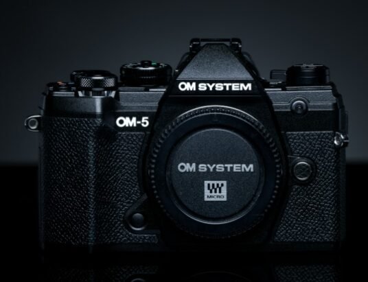 OM System OM-5