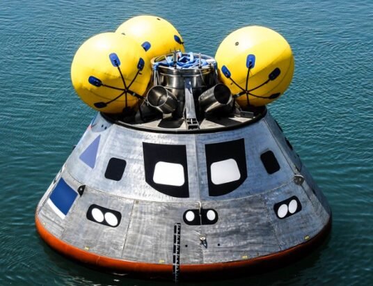 artemis ii orion capsule recovery drill