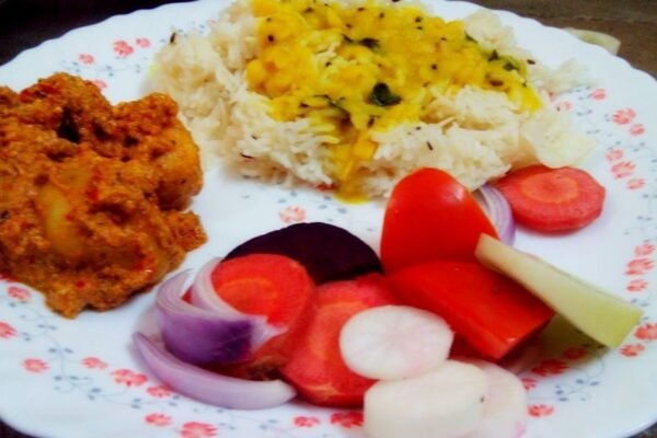 cooked dal and vegetables plate