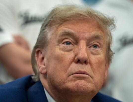 donald trump meets pakistan army chief asim munir