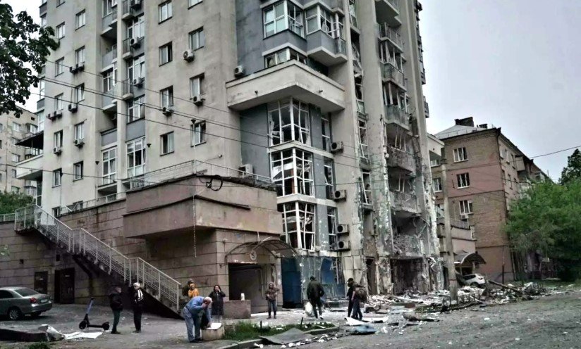 kyiv apartment damaged russian missile