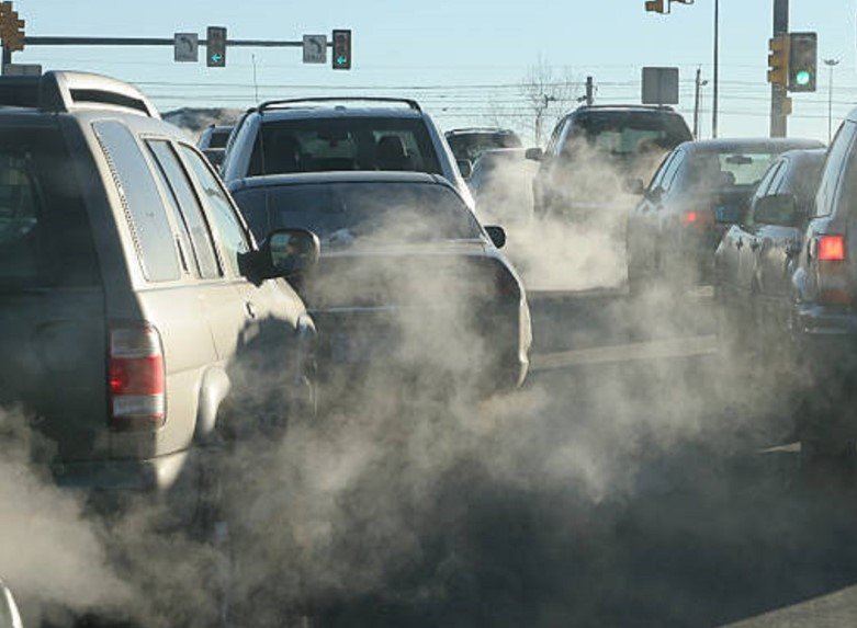 Delhi air pollution traffic old vehicles