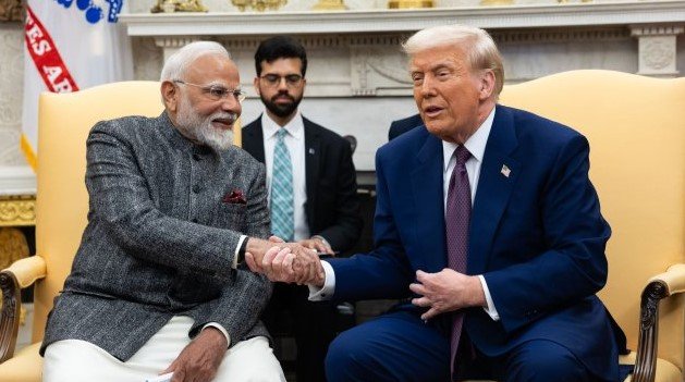 Modi Trump handshake