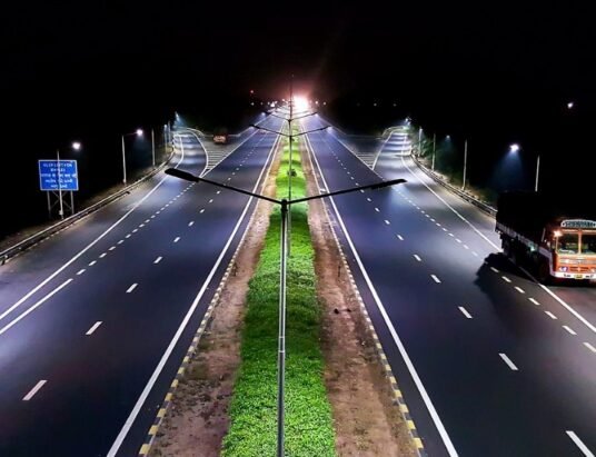 indian highway traffic rear end collision road