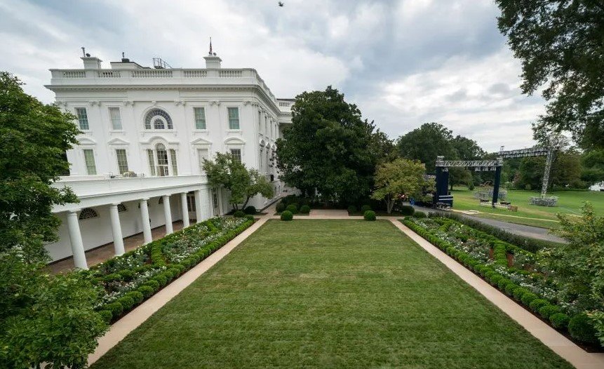 White House Rose Garden patio