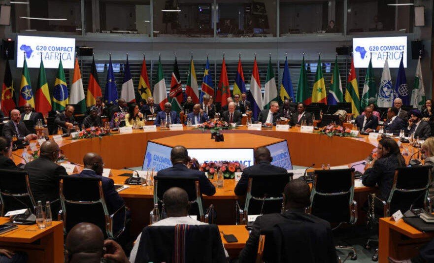 international diplomacy meeting