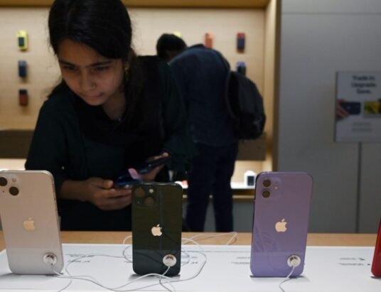 iphone-deals-amazon-flipkart
