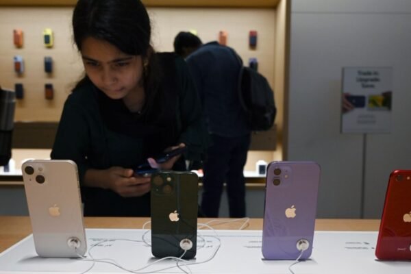 iphone-deals-amazon-flipkart